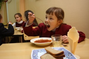 Роль питания в состоянии здоровья организма школьника